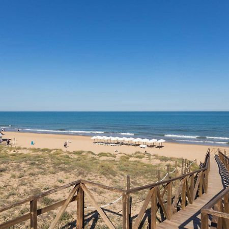 Spacious Villa With Private Pool And Beach Views El Moncayo Екстериор снимка