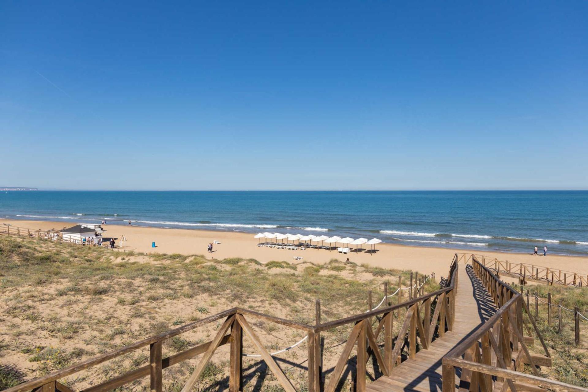 Spacious Villa With Private Pool And Beach Views El Moncayo Екстериор снимка